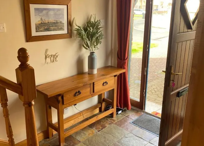 Sunny Seaside Getaway Nyaraló *