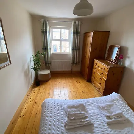 Sunny Seaside Getaway * פורטסטיוארט